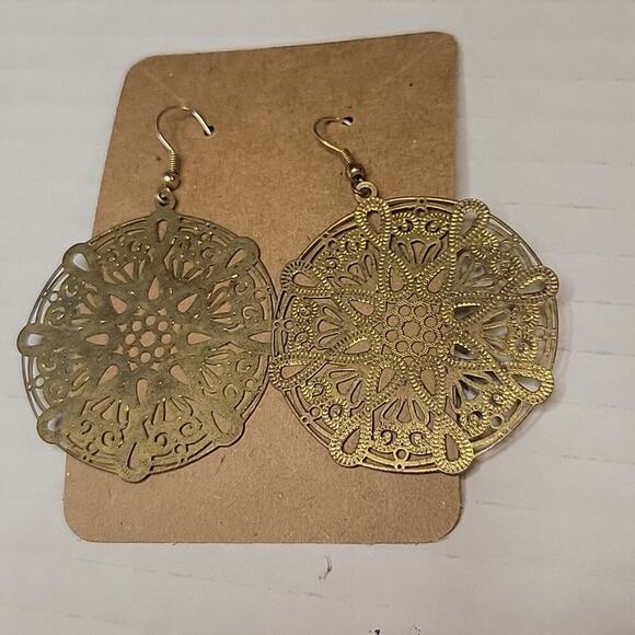 2 Pairs Gold Tone Boho Aztec Southwestern Filigree Statement Dangle 2.5" Earring - Picture 2 of 3